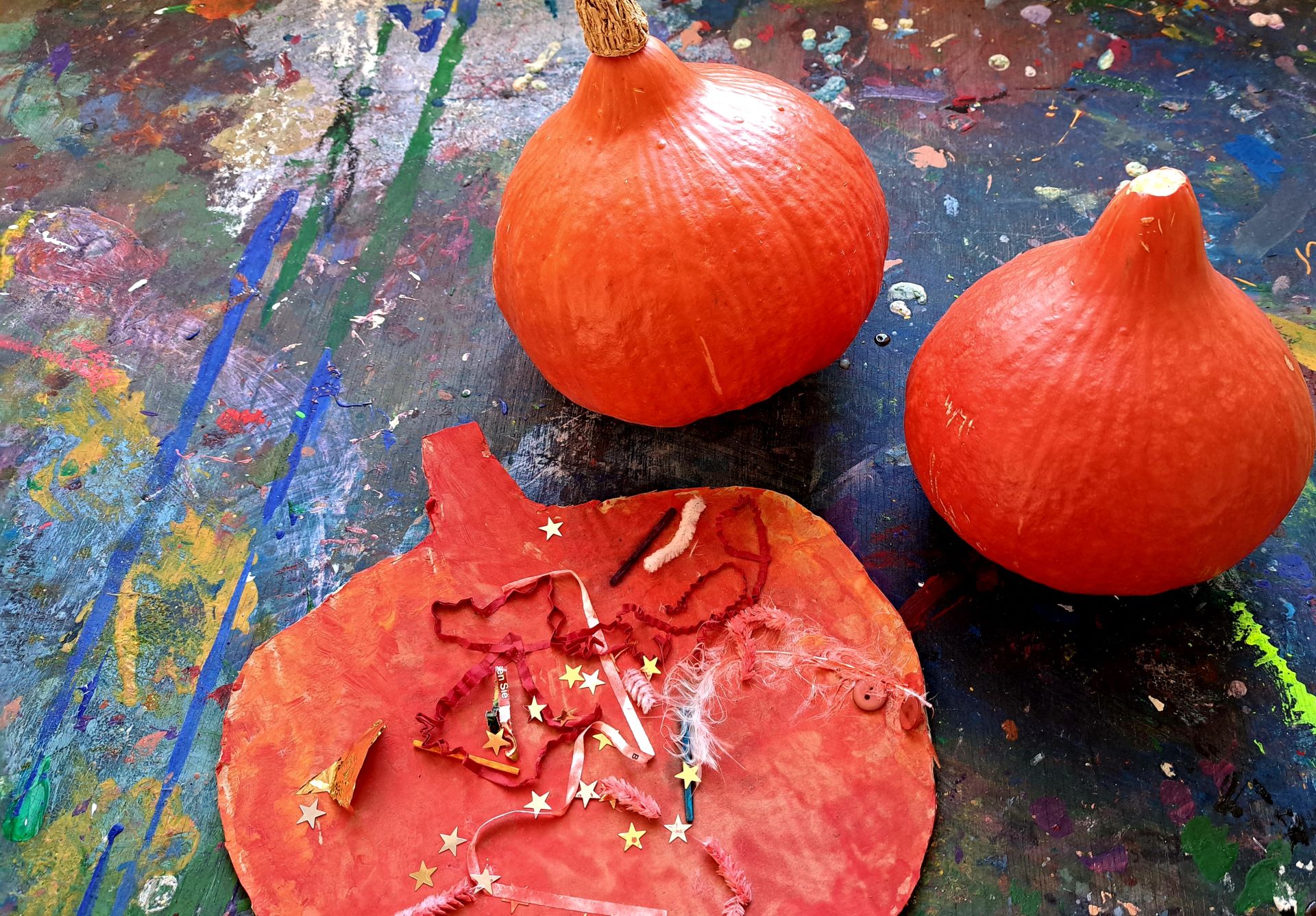 34 Kunterbunte Halloweenzauberei